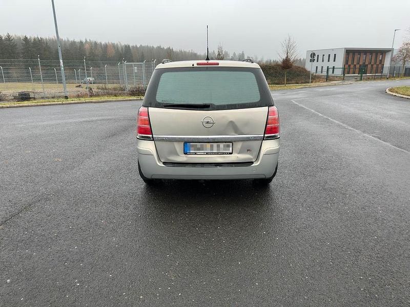 Gebraucht Opel Zafira 150 PS (110 kW) 2005 Grau Van / Kleinbus