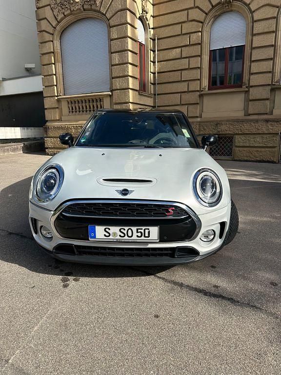 Silber Gebraucht 2019 Mini Cooper SD Clubman Kombi | 20.000 € (Fairer Preis) - Bild 1/4
