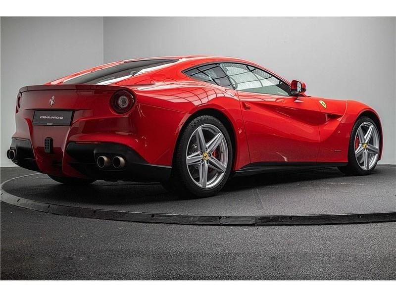 Gebraucht Ferrari F12 2013 Gold Coupé