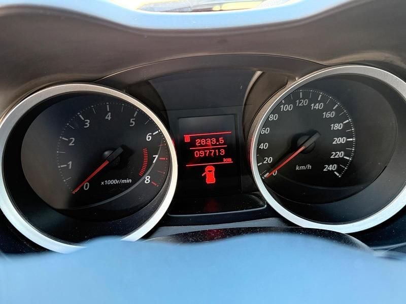 Gebraucht Mitsubishi Lancer 117 PS (86 kW) 2016 Silber Limousine