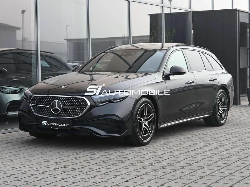 Graphitgrau Gebraucht 2024 Mercedes E220 AMG Line Premium Plus Kombi | 61.450 € - Bild 1/4
