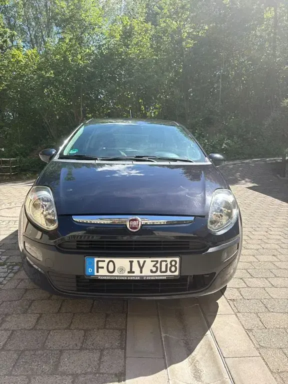 Gebraucht Fiat Punto Evo 69 PS (50 kW) 2011 Blau Kleinwagen