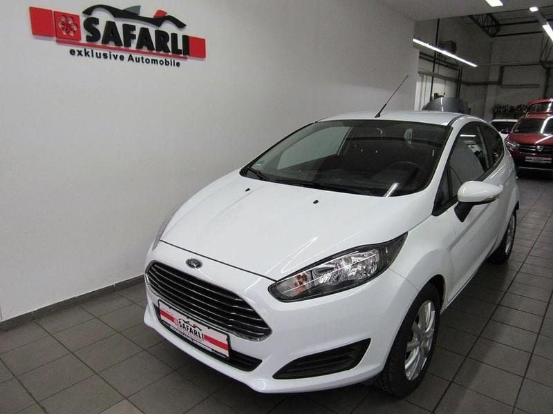Weiß Gebraucht 2014 Ford Fiesta | 6.990 € (Fairer Preis) - Bild 1/4