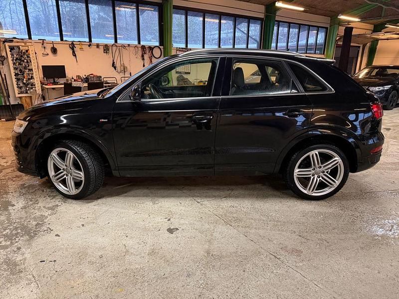 Gebraucht Audi Q3 S-line plus 184 PS (135 kW) 2015 Schwarz SUV