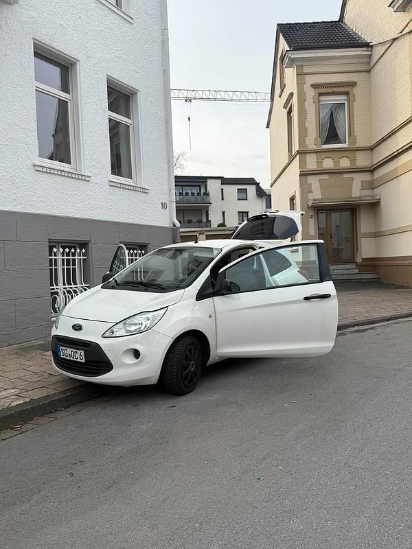 Gebraucht Ford Ka 69 PS (50 kW) 2010 Weiß Kleinwagen