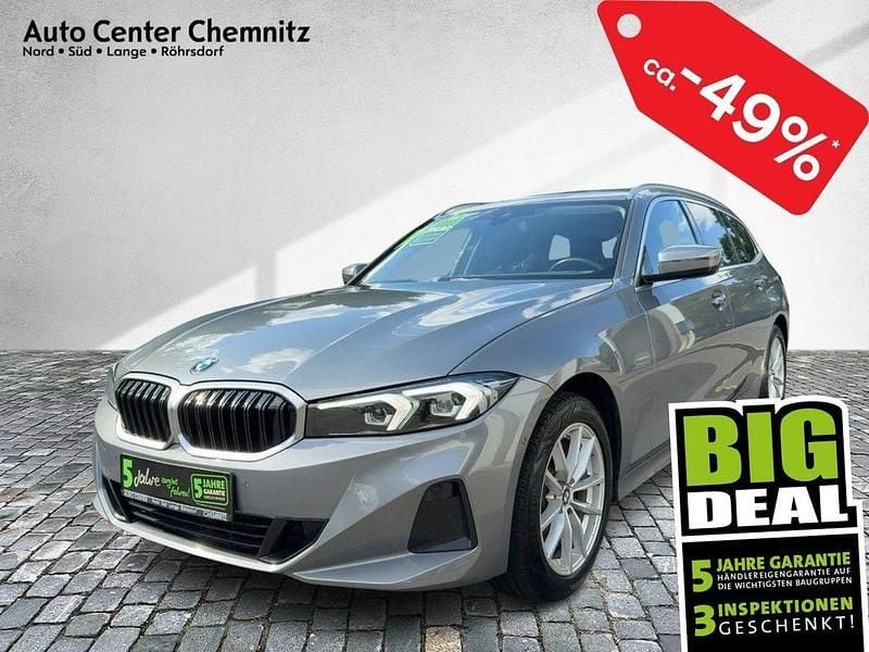 Skyscraper grau metallic Gebraucht 2024 BMW 318 Kombi | 27.511 € (Guter Preis) - Bild 1/4