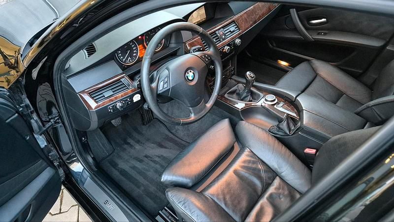 Gebraucht BMW 525 Performance 218 PS (160 kW) 2007 Schwarz Kombi