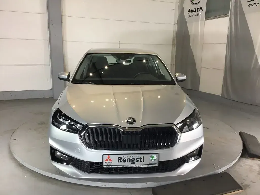 Usata Skoda Fabia Selection 80 CV (58 kW) 2023 Argento Utilitaria