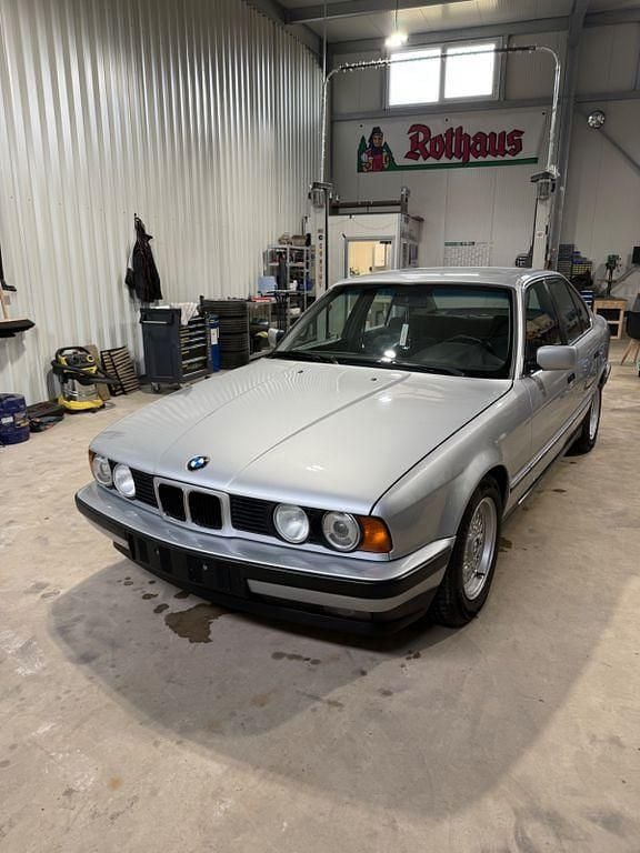 Second-hand BMW 525 192 CP (141 kW) 1993 Gri Berlinǎ