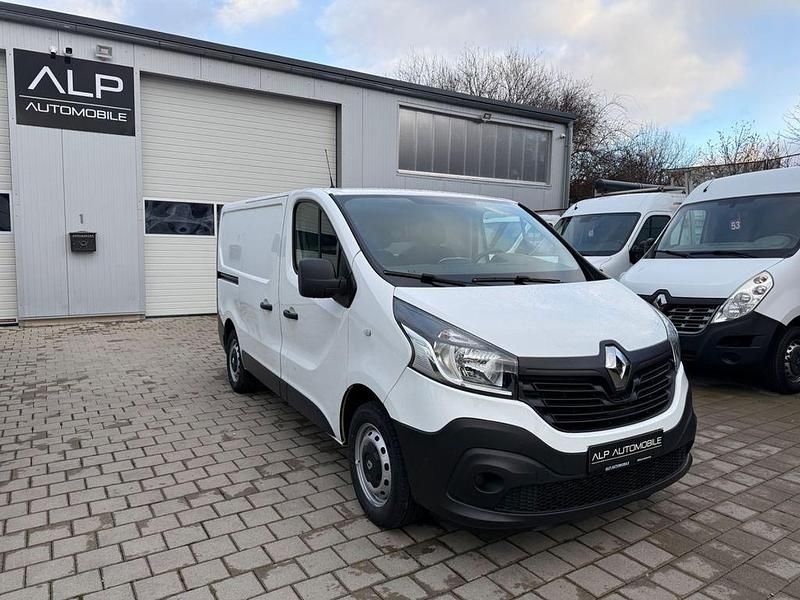 Gebraucht Renault Trafic 121 PS (88 kW) 2019 Weiß Van / Kleinbus