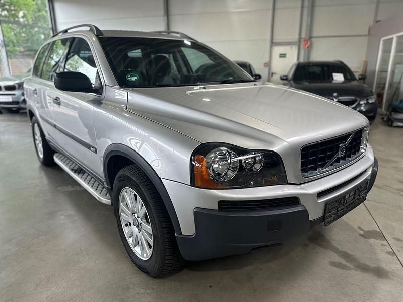 Silber Gebraucht 2006 Volvo XC90 Momentum SUV | 3.490 € (Superpreis) - Bild 1/4