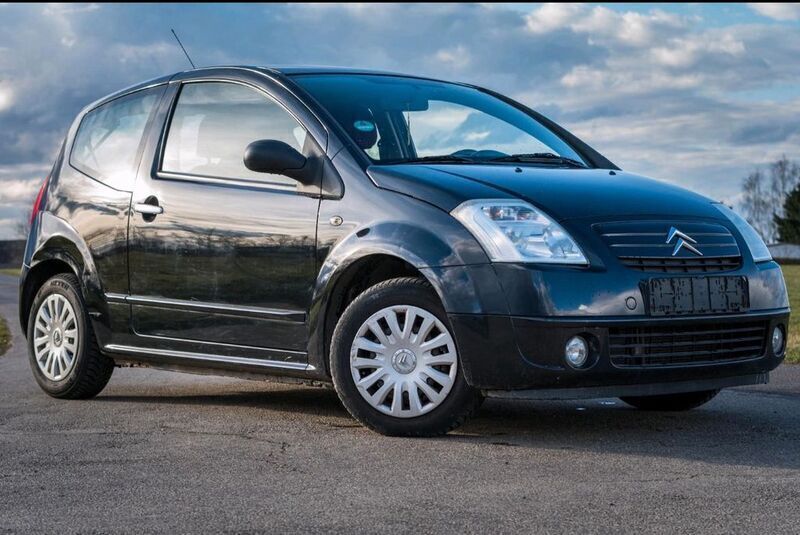 Schwarz Gebraucht 2007 Citroën C2 Advance Kleinwagen | 600 € (Superpreis) - Bild 1/4