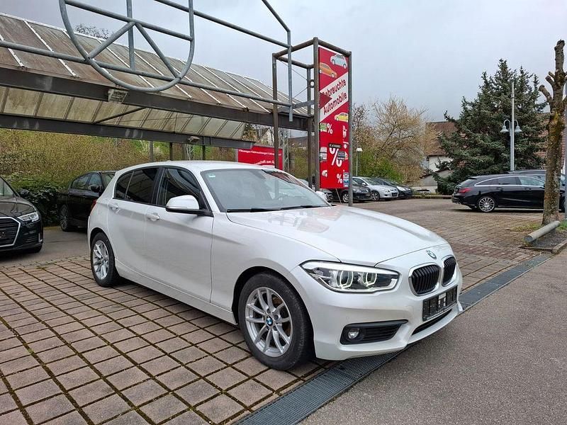 Gebraucht BMW 118 Advantage 136 PS (100 kW) 2017 Weiß Kleinwagen