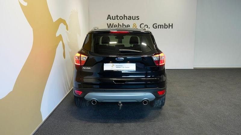 Gebraucht Ford Kuga Titanium 150 PS (110 kW) 2016 Schwarz SUV