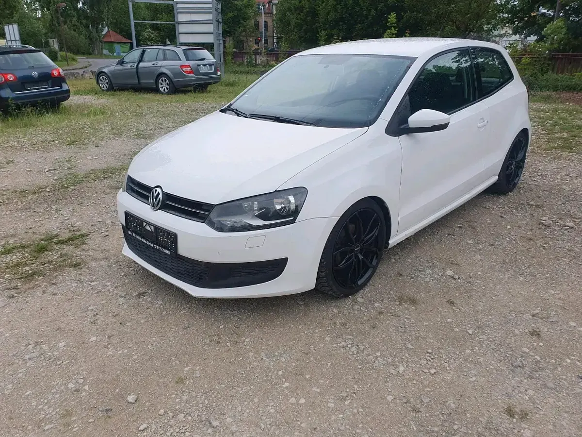 Gebraucht VW Polo Trendline 90 PS (66 kW) 2010 Weiß Kleinwagen