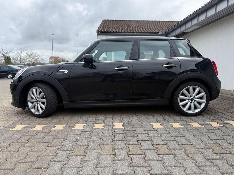 Gebraucht Mini Cooper 136 PS (100 kW) 2020 Schwarz Kleinwagen