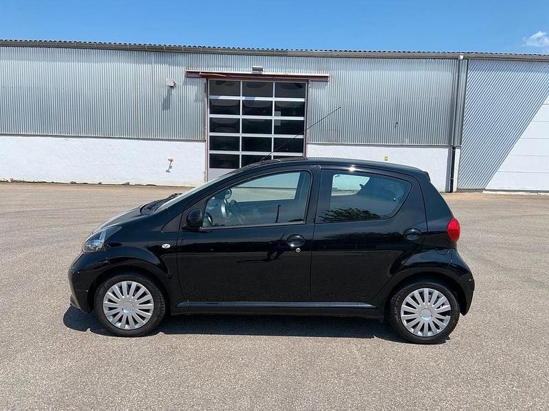 Schwarz Gebraucht 2008 Toyota Aygo Cool Kleinwagen | 4.490 € (Teuer) - Bild 1/4