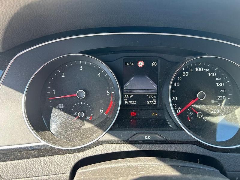 Gebraucht VW Passat Highline 190 PS (139 kW) 2016 Grau Kombi