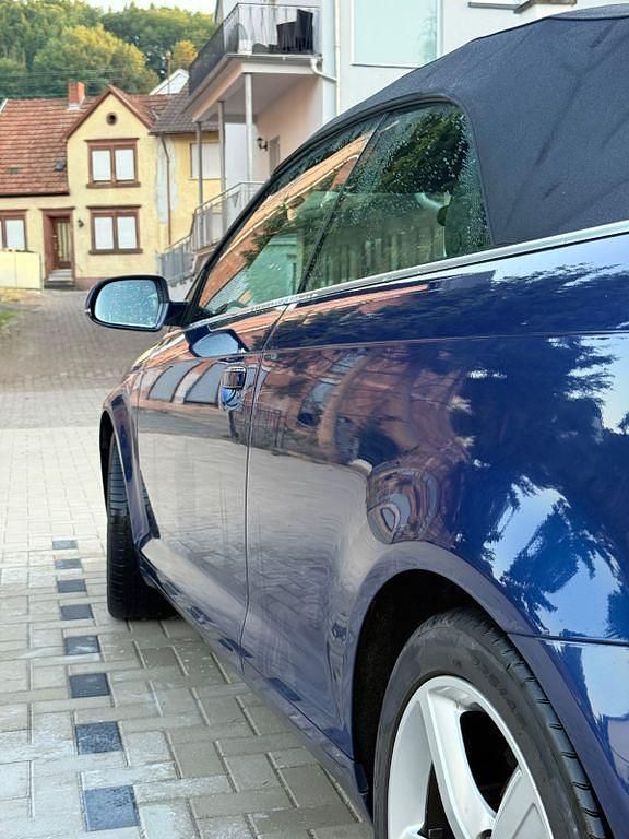 Używany Audi A3 Cabriolet S-Line 140 KM (102 kW) 2013 Niebieski Kabriolet