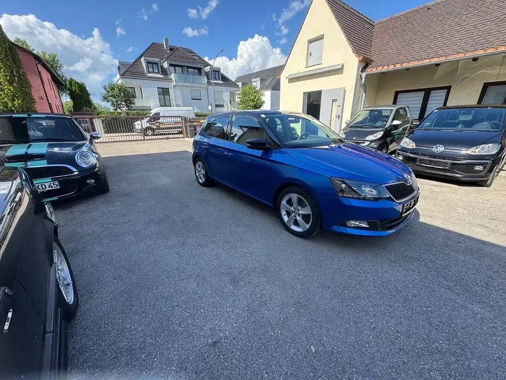Gebraucht Skoda Fabia Style 110 PS (80 kW) 2017 Raceblau metallic Limousine