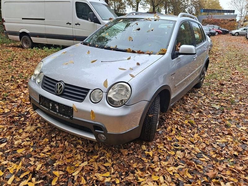 Silber Gebraucht 2005 VW Polo Limousine | 999 € (Superpreis) - Bild 1/4