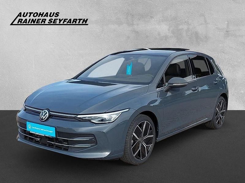 Grau Gebraucht 2024 VW Golf VIII Edition Limousine | 30.990 € (Fairer Preis) - Bild 1/4