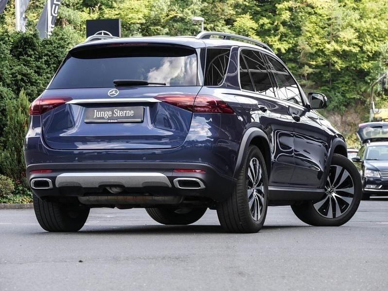 Gebraucht Mercedes GLE450 AMG 381 PS (280 kW) 2024 Metalliclack sodalithblau SUV