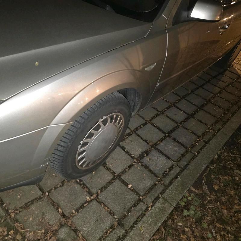 Gebraucht Ford Mondeo 145 PS (106 kW) 2004 Andere farben Limousine