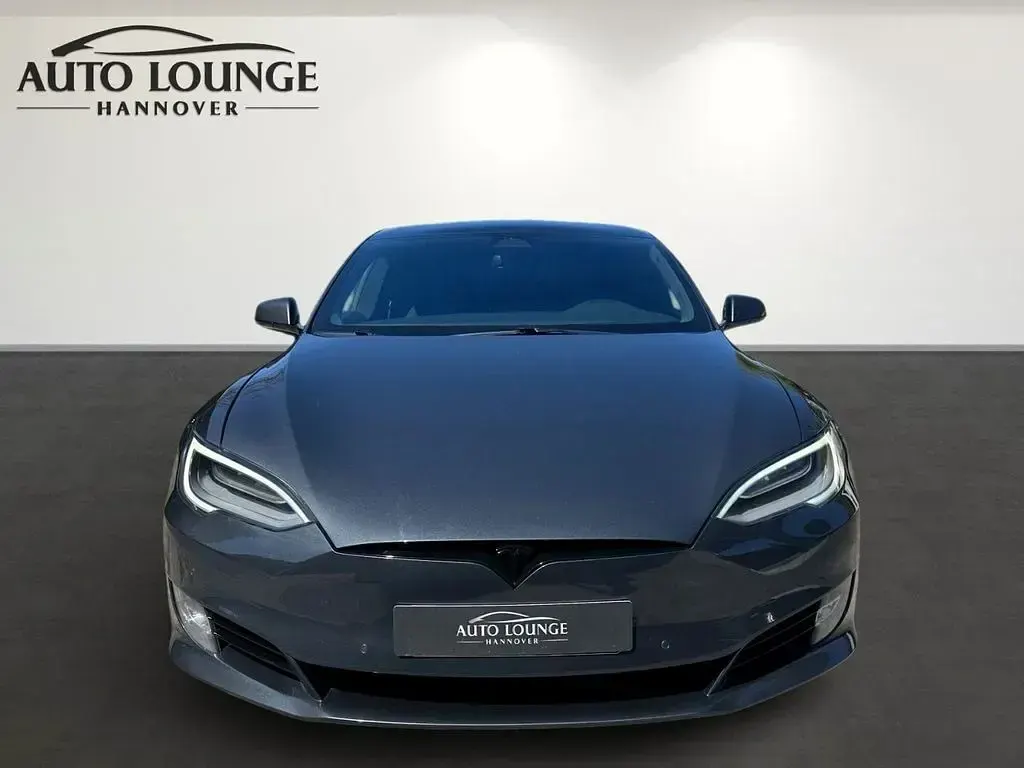 Usado Tesla Model S Performance 584 kW (795 CV) 2020 Gris Utilitario