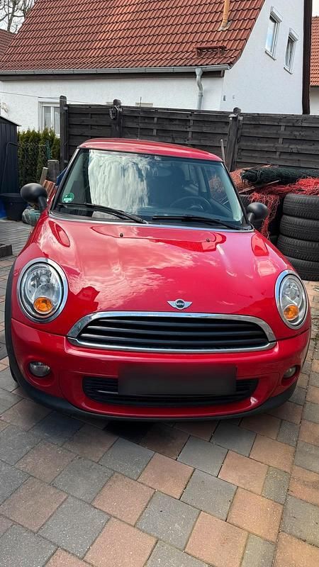 Gebraucht Mini Cooper 75 PS (55 kW) 2012 Rot Kleinwagen