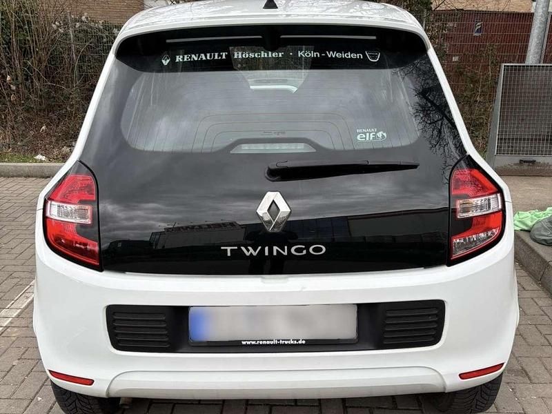 Gebraucht Renault Twingo Life 69 PS (50 kW) 2017 Weiß Kleinwagen