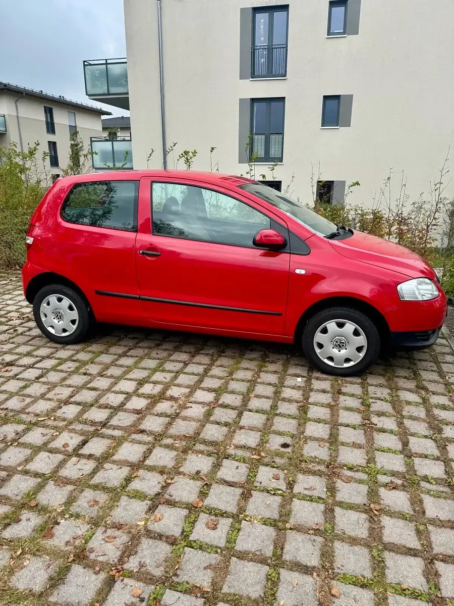 Gebraucht VW Fox 55 PS (40 kW) 2007 Rot Kleinwagen
