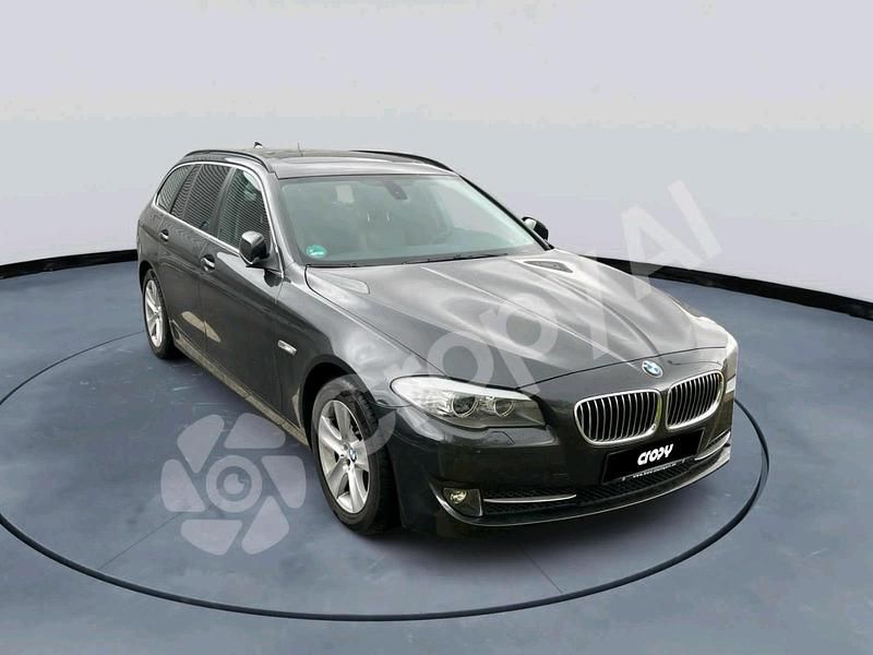 Usata BMW 520 184 CV (135 kW) 2012 Grigio Station wagon