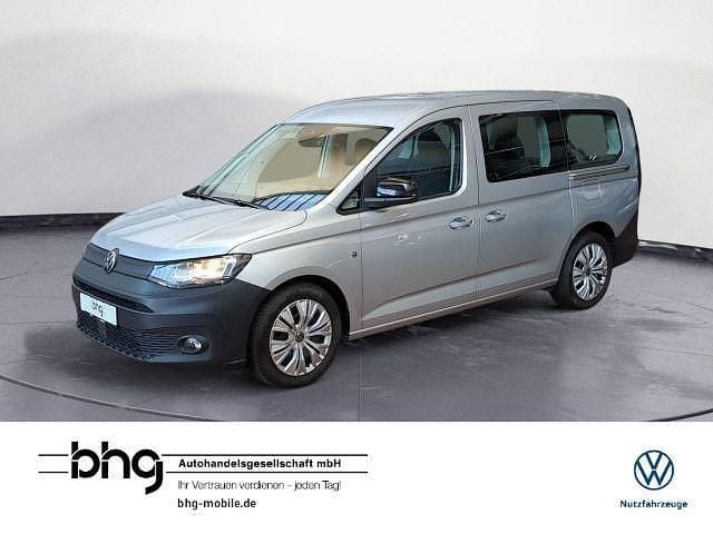 Reflexsilber metallic Gebraucht 2022 VW Caddy Maxi Basis Van / Kleinbus | 24.420 € (Superpreis) - Bild 1/4