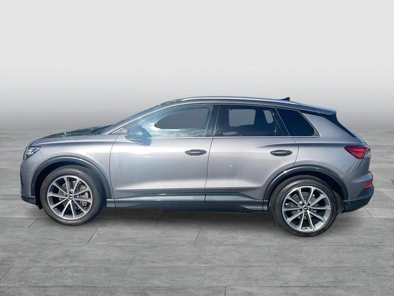 Gebraucht Audi Q4 e-tron S-Line 194 kW (265 PS) 2023 Taifungrau metallic SUV