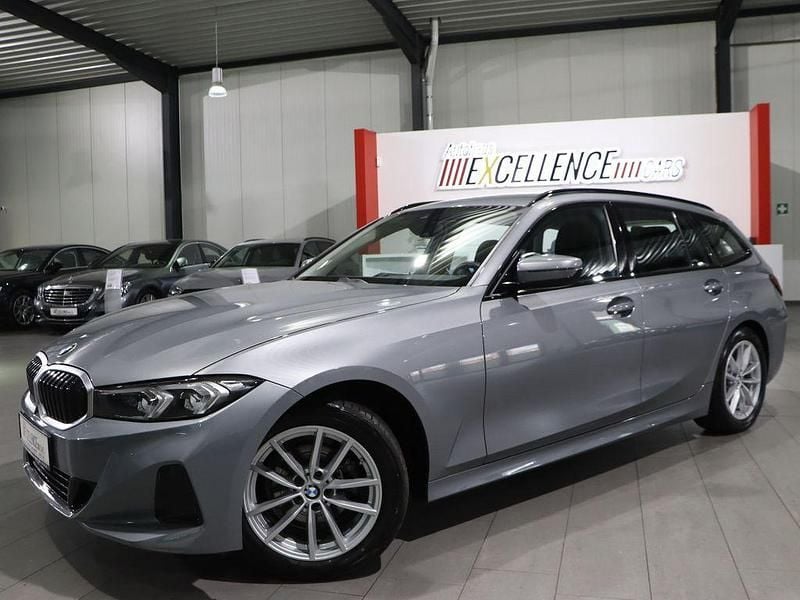 Gebraucht BMW 318 Comfort Edition 150 PS (110 kW) 2022 Grau Kombi