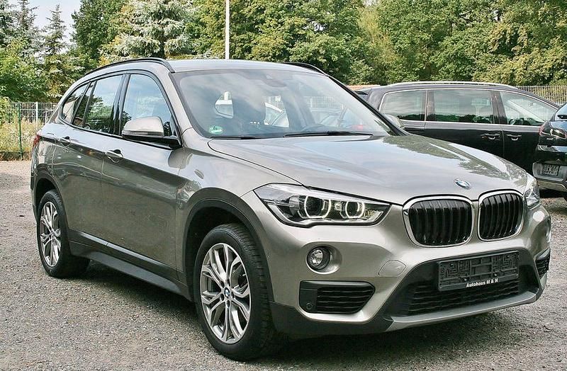 Second-hand BMW X1 Advantage 140 CP (102 kW) 2019 Argintiu SUV