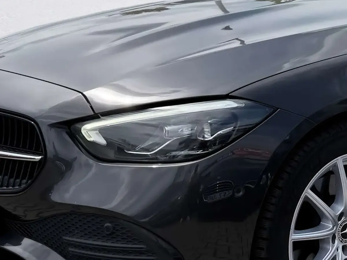 Gebraucht Mercedes C200 Business 163 PS (119 kW) 2023 Grau Kombi