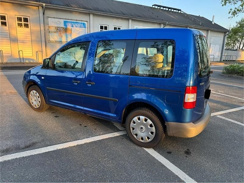 Usata VW Caddy 102 CV (75 kW) 2005 Blu Monovolume
