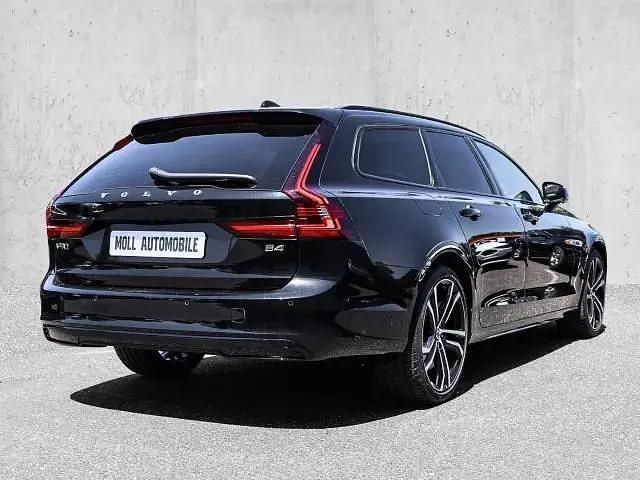 Gebraucht Volvo V90 Ultimate 197 PS (144 kW) 2024 Schwarz Kombi