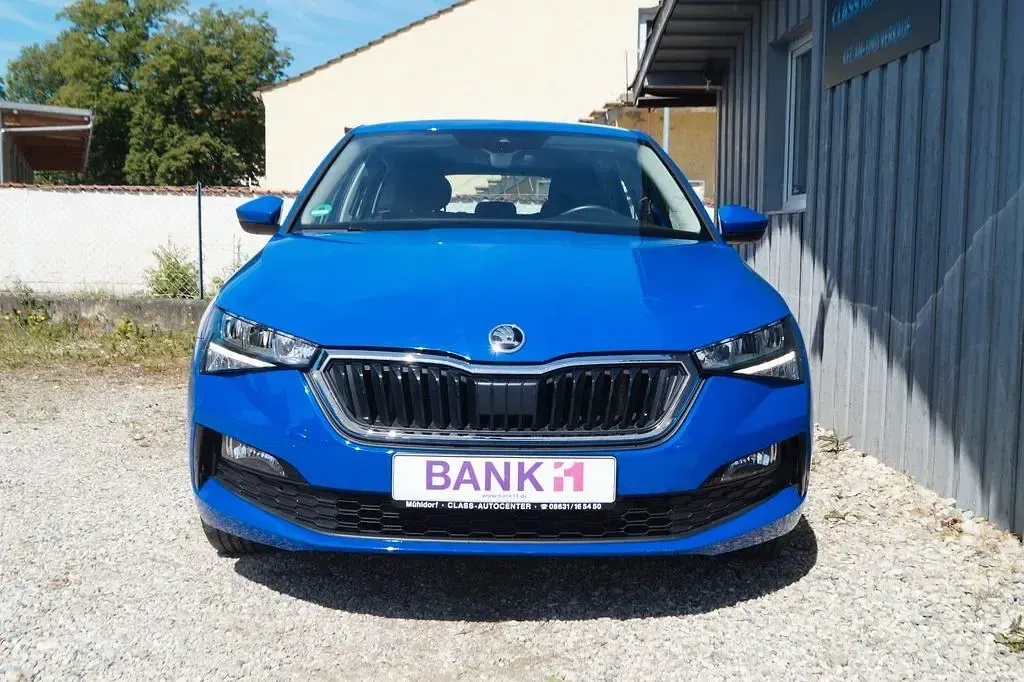 Gebraucht Skoda Scala Ambition 116 PS (85 kW) 2020 Blau Kleinwagen