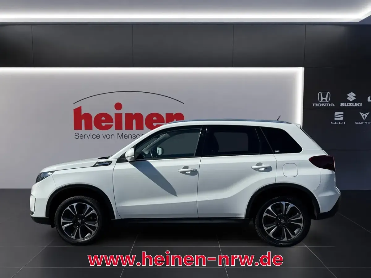 Gebraucht Suzuki Vitara Comfort+ 140 PS (102 kW) 2021 Weiß SUV