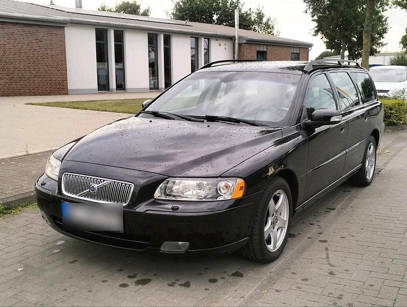 Schwarz Gebraucht 2007 Volvo V70 Kombi | 5.299 € (Etwas zu teuer) - Bild 1/4