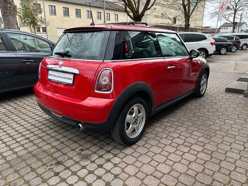 Gebraucht Mini ONE 95 PS (69 kW) 2008 Rot Kleinwagen