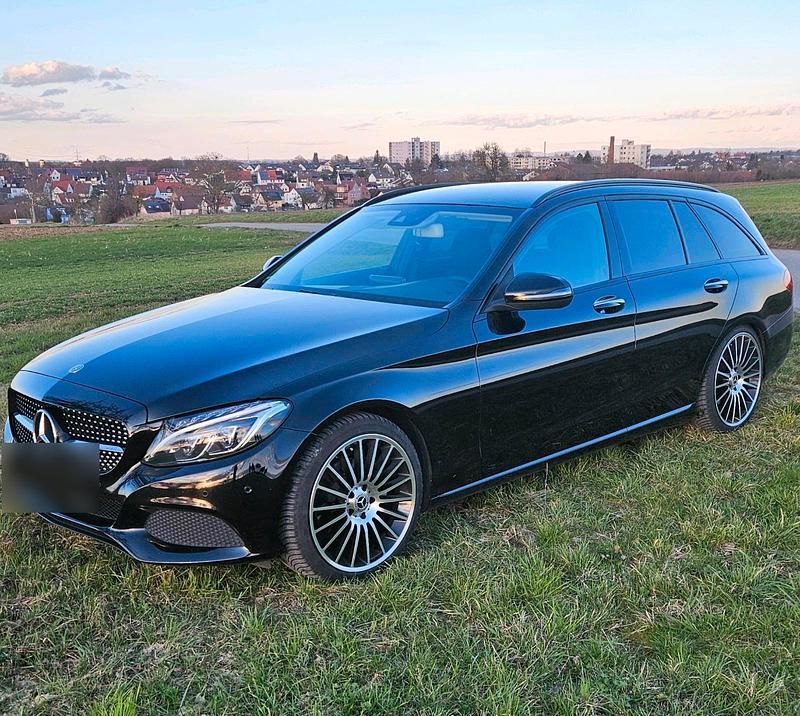 Gebraucht Mercedes C220 170 PS (125 kW) 2016 Schwarz Kombi