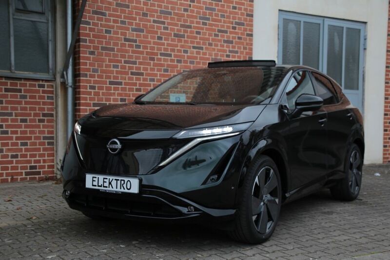Grün Gebraucht 2023 Nissan Ariya Evolve SUV | 42.500 € (Guter Preis) - Bild 1/4