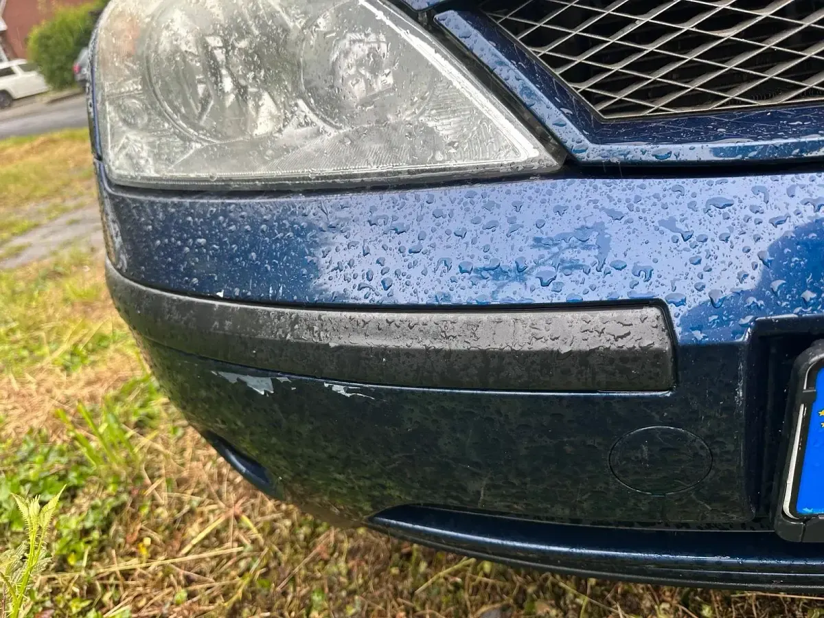 Gebraucht Ford Mondeo 125 PS (91 kW) 2002 Blau Limousine