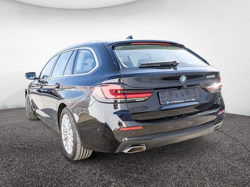 Gebraucht BMW 530e 292 PS (214 kW) 2021 Schwarz Limousine