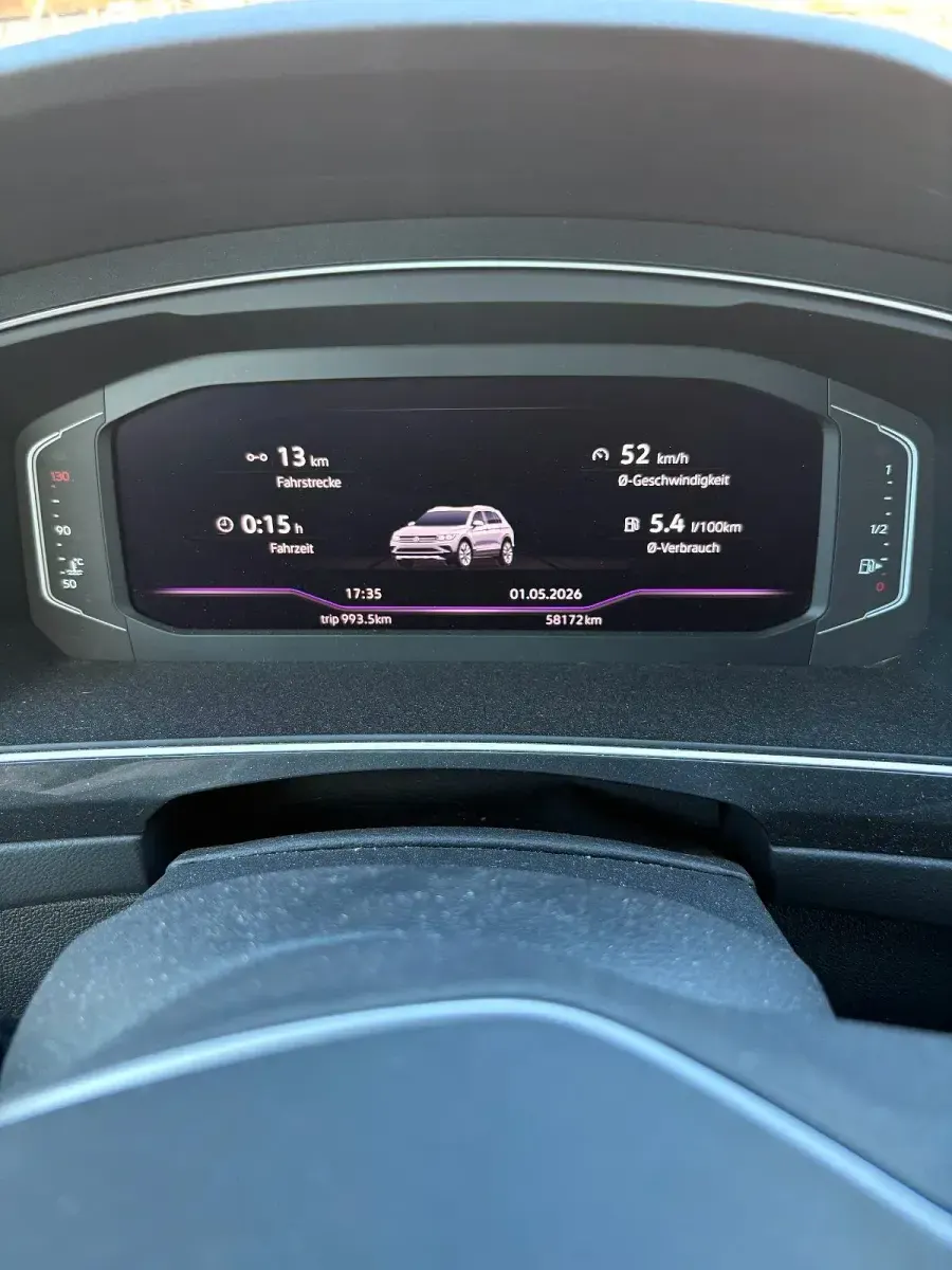 Gebraucht VW Tiguan 150 PS (110 kW) 2022 Schwarz SUV