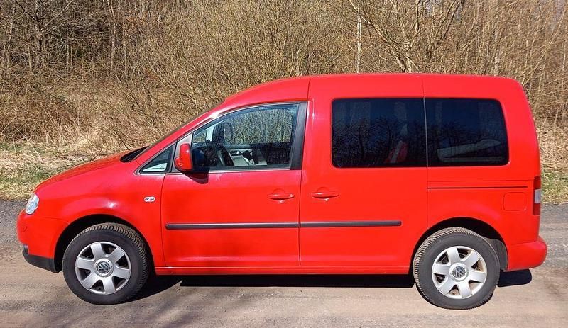 Gebraucht VW Caddy Life 80 PS (58 kW) 2009 Rot Van / Kleinbus